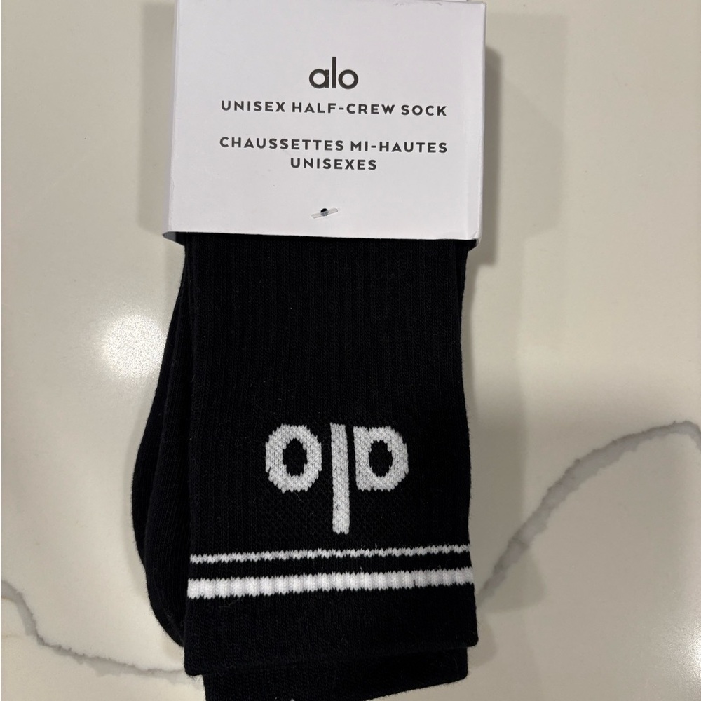 ALO Yoga Black Athletic Crew Socks